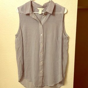 🌺🌺H&M Blue & White Striped Top 🌺🌺